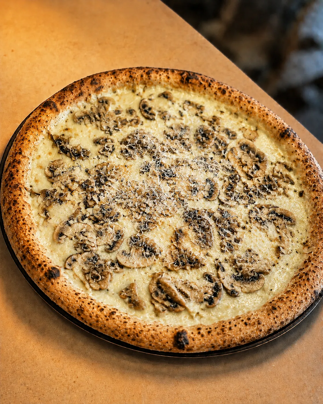 Trüflü Mantarlı Pizza